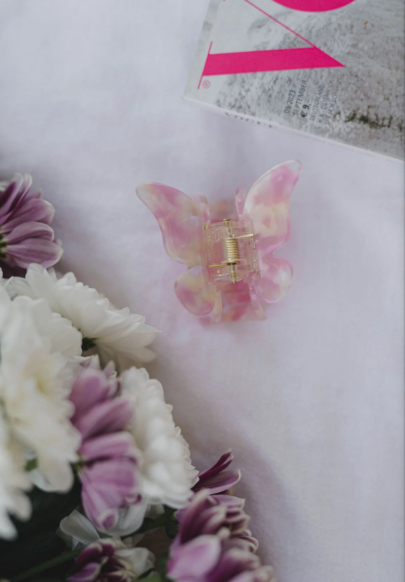 Culpa x Love hair clip